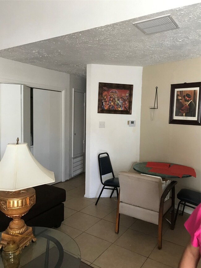 11014 Longtom Ct, Houston, TX 77086 - photo 3