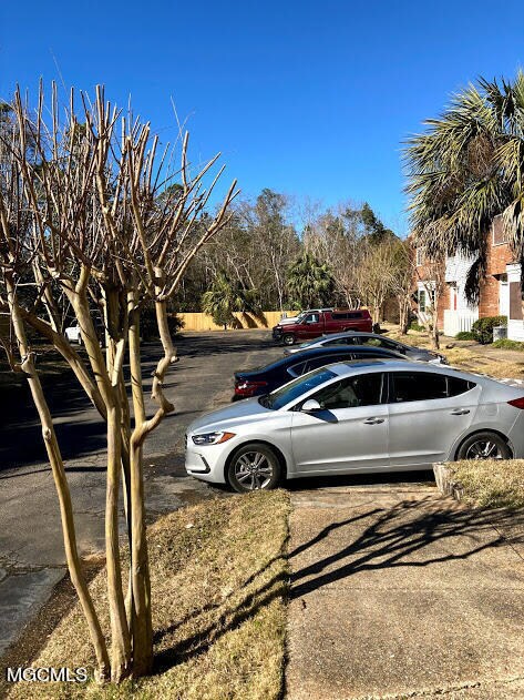 928 Courthouse Rd unit 1, Gulfport, MS 39507 - photo 3