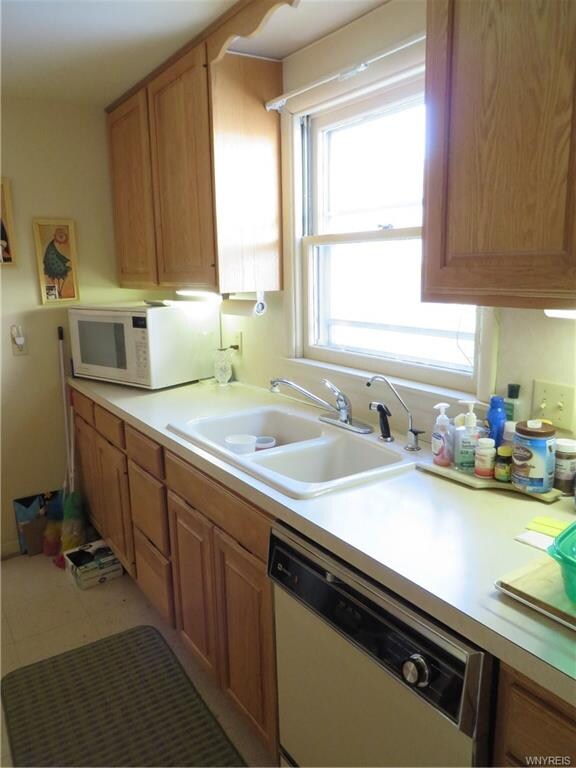 268 Meadow Dr, North Tonawanda, NY 14120 - photo 4