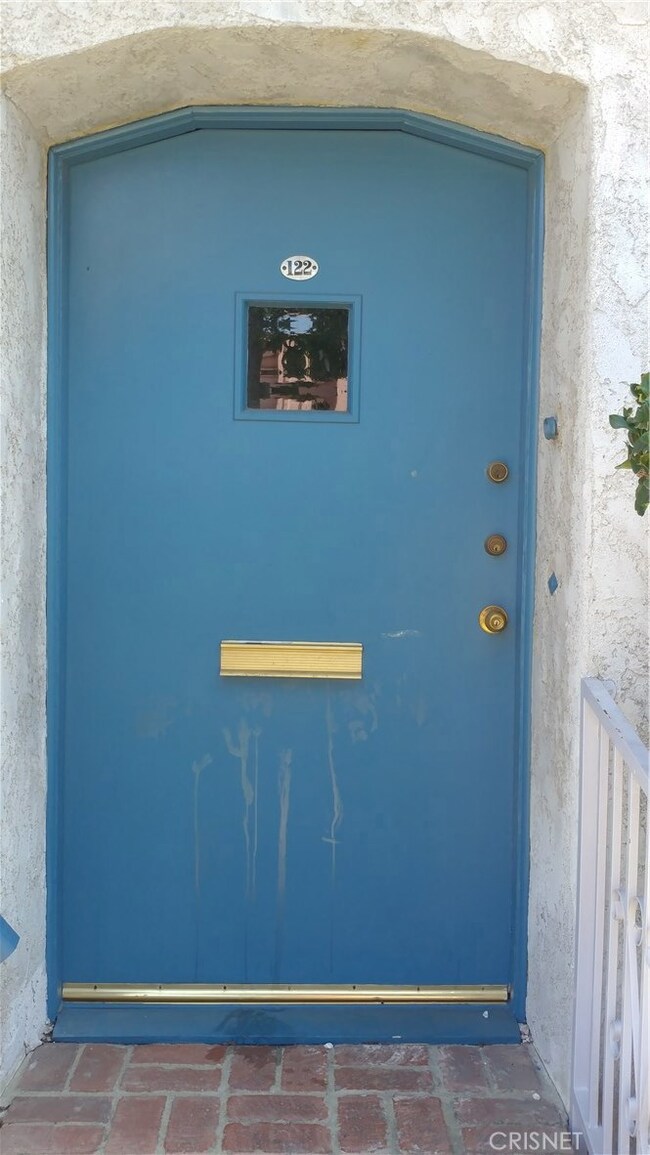 Front door for top unit #122