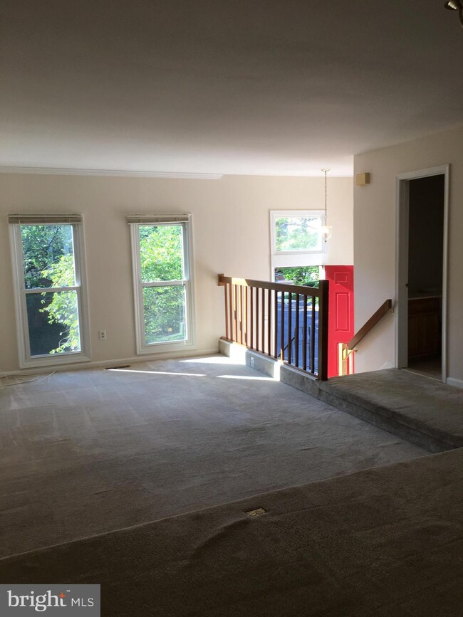 1507 Templeton Place, Rockville, MD 20852 - photo 3