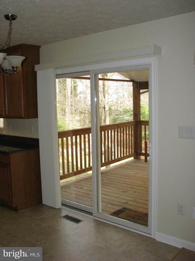 1819 Harewood Ln, Crofton, MD 21114 - photo 6