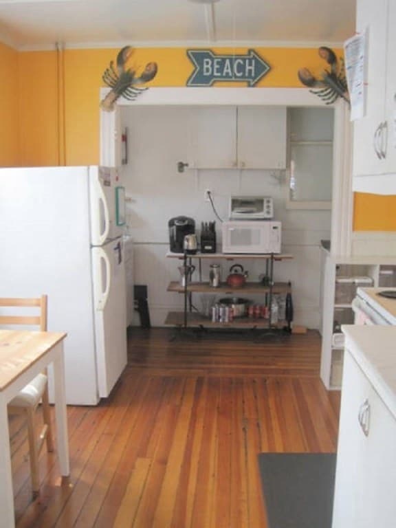 53 Gibbs Ave, Newport, RI 02840 - photo 3