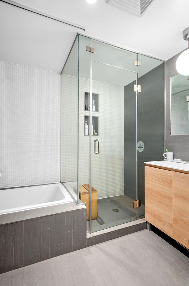 251 S 3rd St unit PHA, New York City, NY 11211 - photo 6