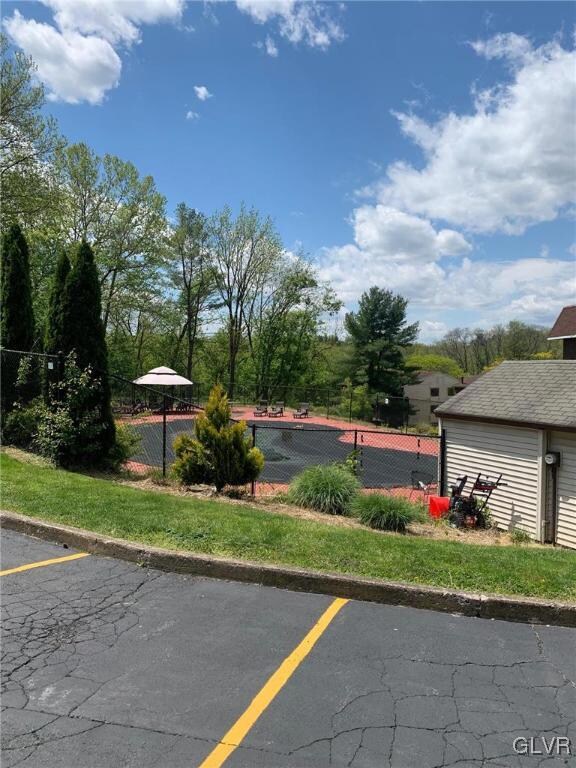 1590 Alta Dr unit 21, Whitehall, PA 18052 - photo 4