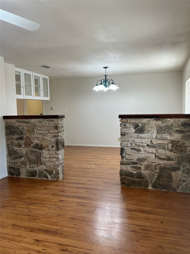 814 W Bridge St, Granbury, TX 76048 - photo 3