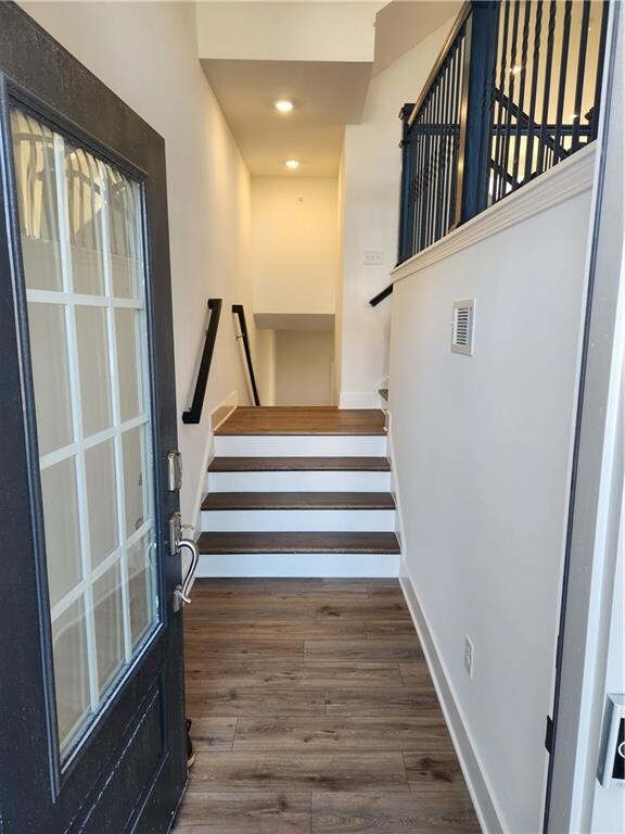 404 Brodie Dr, Woodstock, GA 30188 - photo 5