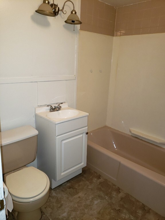 247 Winsor St unit A, Ludlow, MA 01056 - photo 5