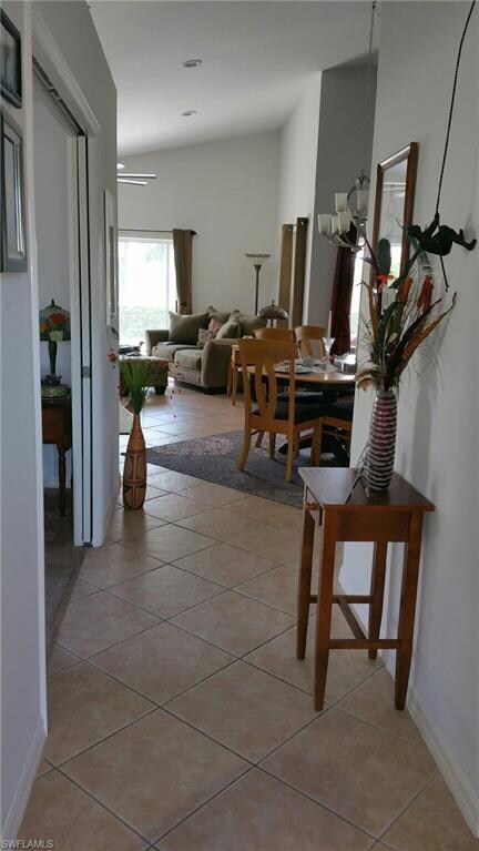 Foyer as you enter.