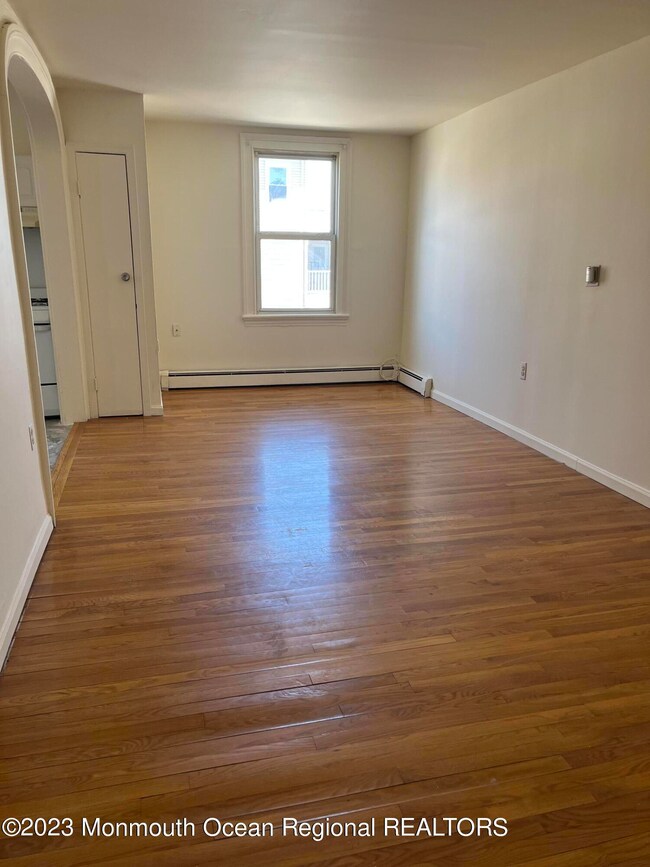 123 1st St unit 2, Keyport, NJ 07735 - photo 6