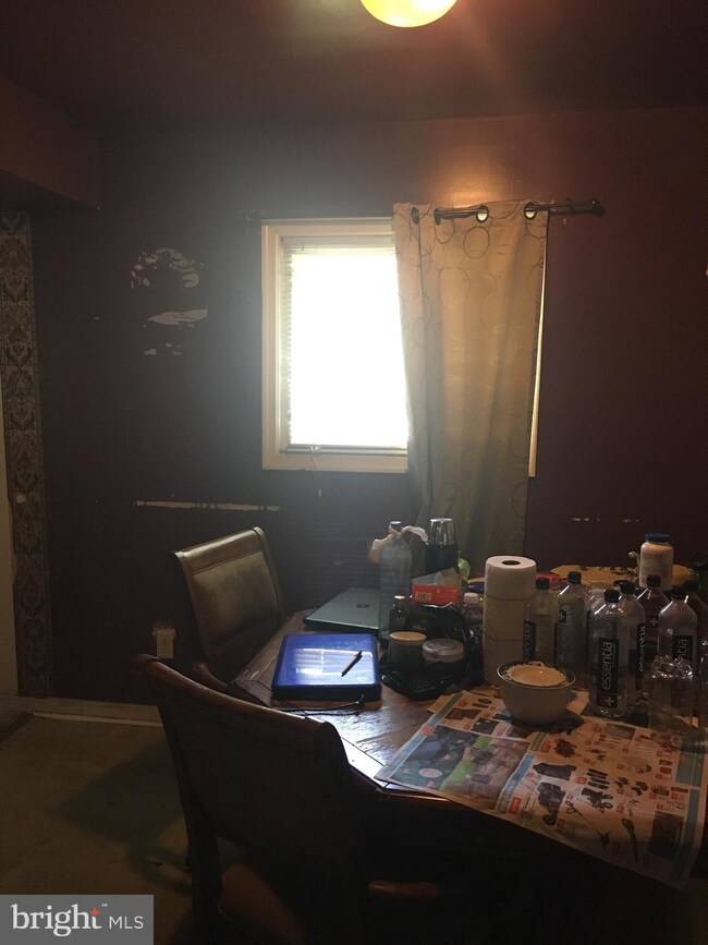 2207 Columbia Place, Hyattsville, MD 20785 - photo 4