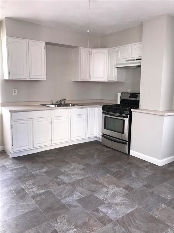 752 Social St unit 1st Rt, Woonsocket, RI 02895 - photo 7