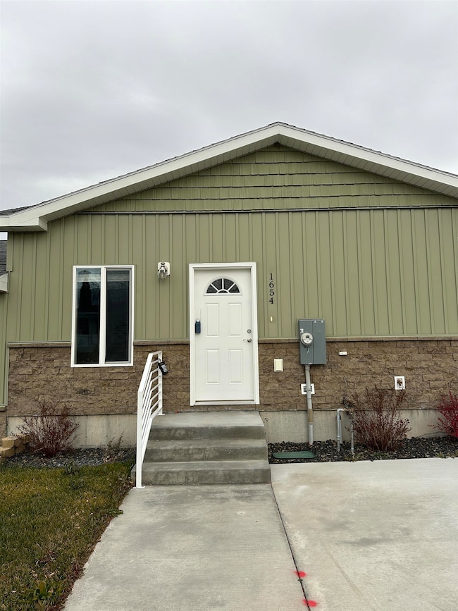 1654 Ammon St, Pocatello, ID 83201 - photo 2