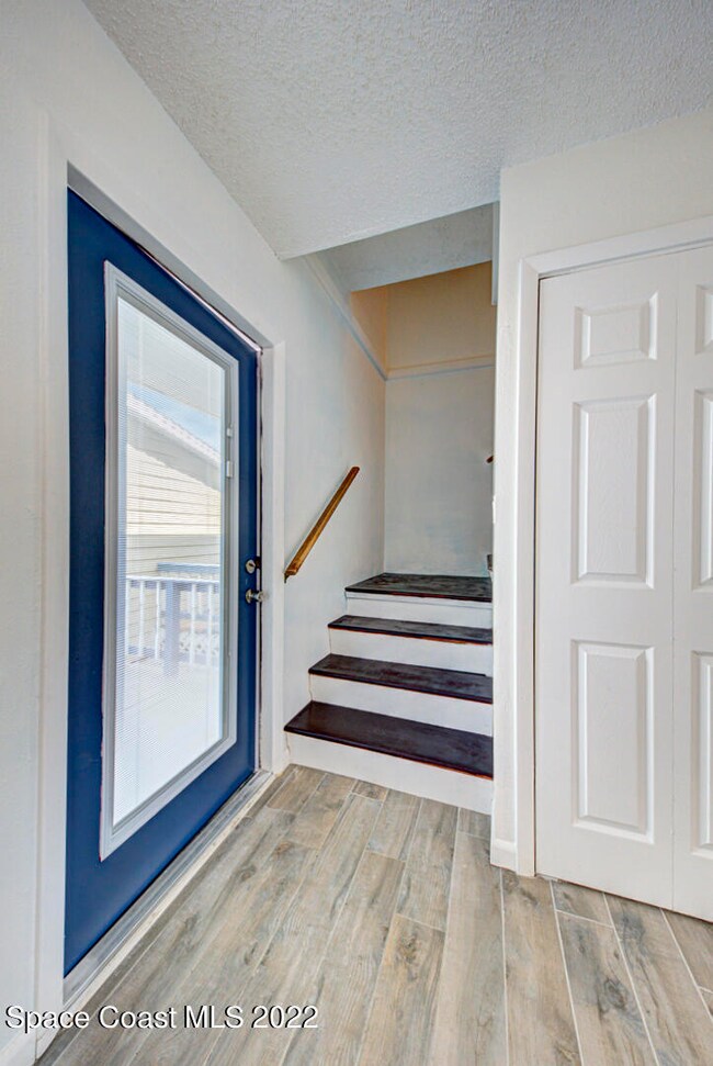 foyer & stairs