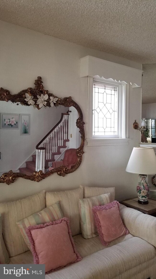 1045 Duncan Ave, Lansdowne, PA 19050 - photo 3