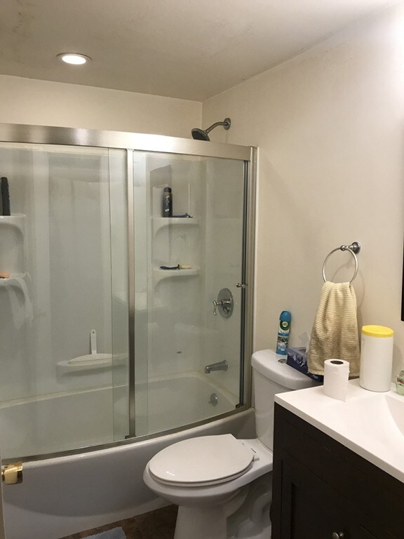 90-92 Sandwich Rd unit 5, Buzzards Bay, MA 02532 - photo 7