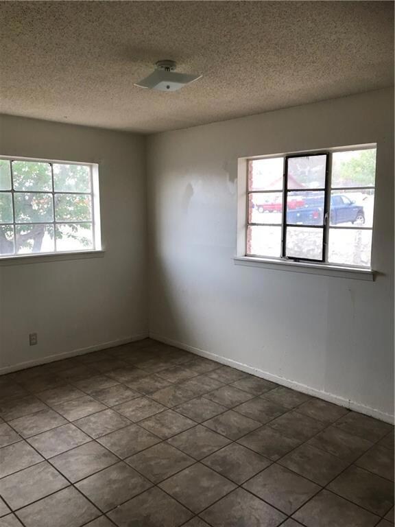 2619 Sacramento Ave, El Paso, TX 79930 - photo 3