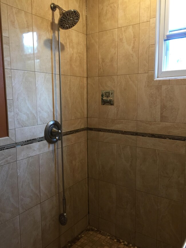 320 Summit Ave unit 4, Jersey City, NJ 07306 - photo 5