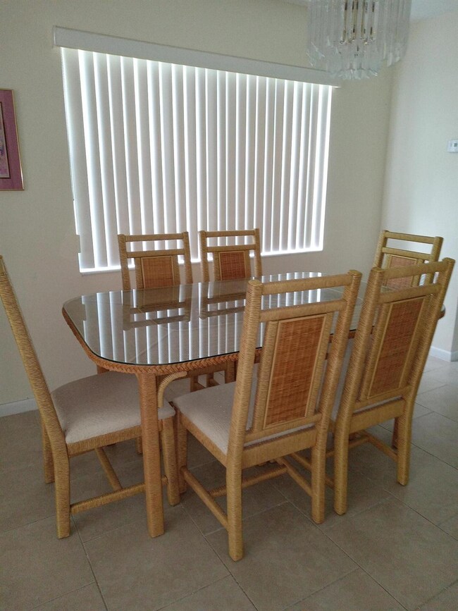 173 Norwich H, West Palm Beach, FL 33417 - photo 6