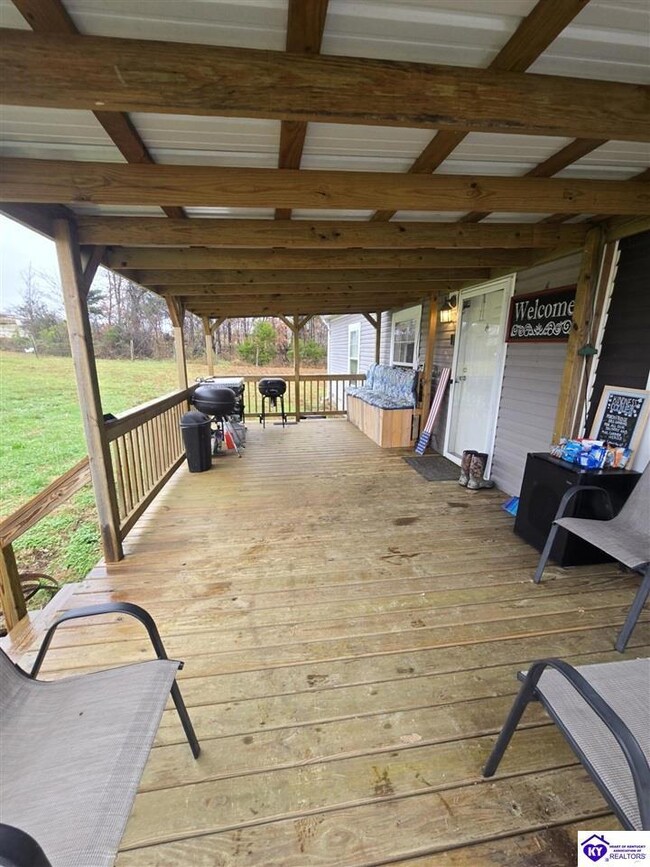 1820 Wax Rd, Clarkson, KY 42726 - photo 5