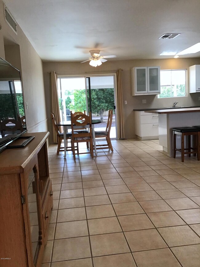 4FFB97B0-C230-48BF-A407-CBDAE7B1A5A4