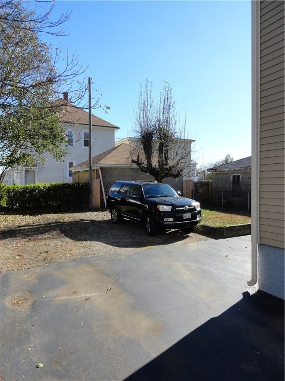 23 Blaine St, Providence, RI 02904 - photo 5