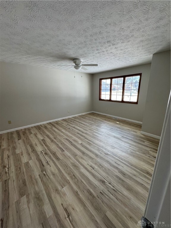 1208 N Dorset Rd, Troy, OH 45373 - photo 6