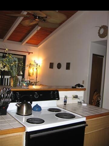 109 Kulalani Cir unit 1, Kula, HI 96790 - photo 5