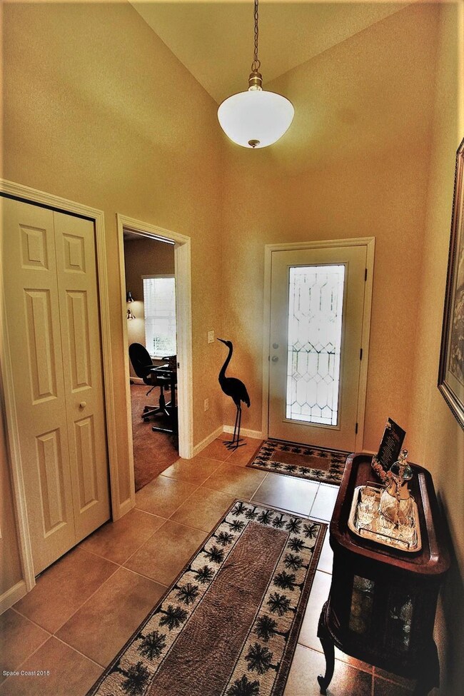 Entrance Hallway1
