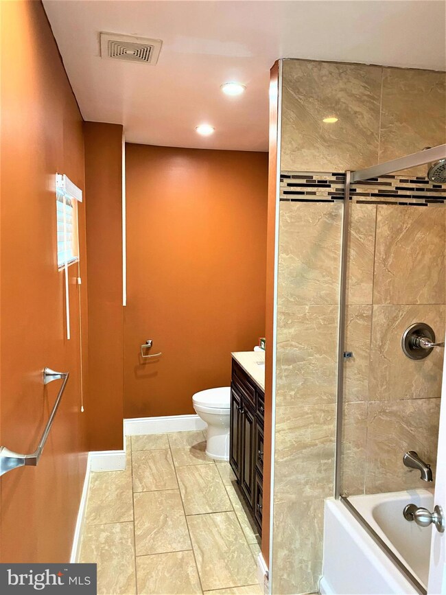 308 Cedarleaf Ave, Capitol Heights, MD 20743 - photo 5