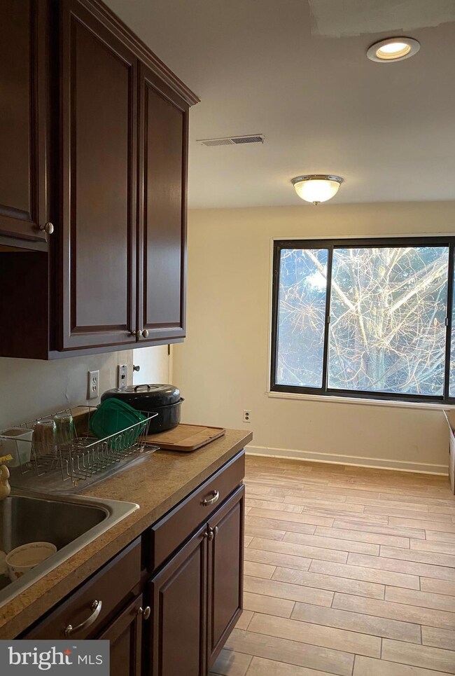 8729 Hayshed Ln unit 32, Columbia, MD 21045 - photo 7