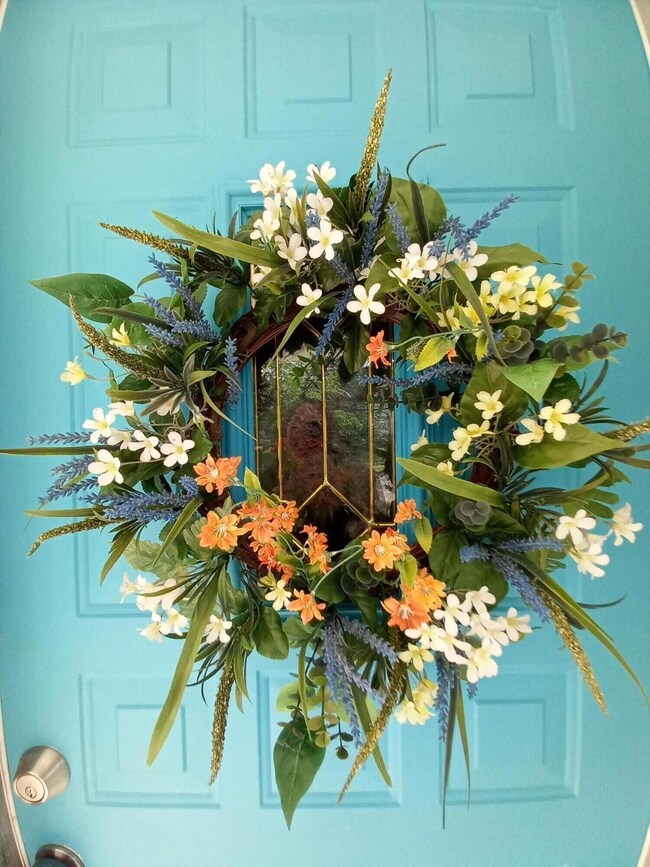 690 S Burgess Ave, Columbus, OH 43204 - photo 2