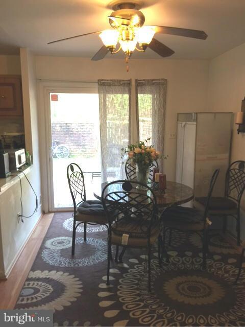 2922 Wren Ct, Woodbridge, VA 22191 - photo 4