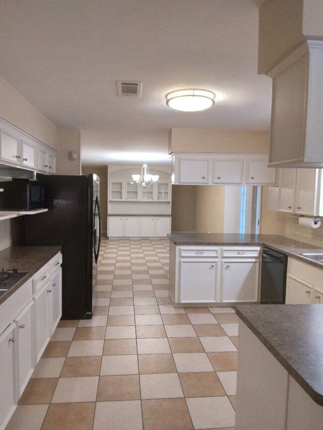 1703 Willowby Dr, Houston, TX 77008 - photo 7