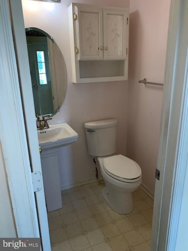 45 S Katrin Cir, New Castle, DE 19720 - photo 7