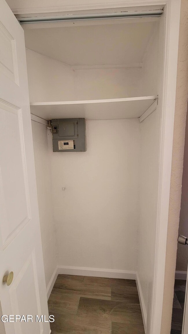 2922 Sacramento Ave unit B, El Paso, TX 79930 - photo 7