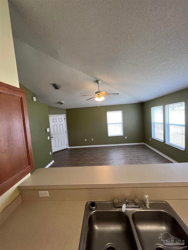 120 Nivana Dr, Crestview, FL 32536 - photo 4