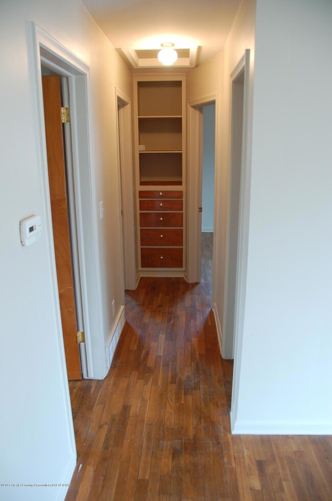 4302 Ballard Rd, Lansing, MI 48911 - photo 6