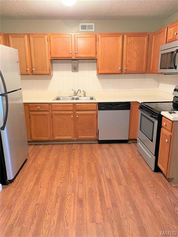 2506 Creve Coeur Mill Rd unit 6, Maryland Heights, MO 63043 - photo 3