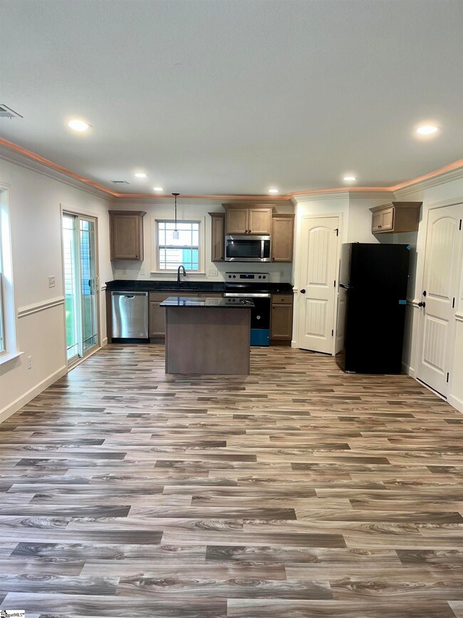 422 Bud Farmer Place, Inman, SC 29349 - photo 4