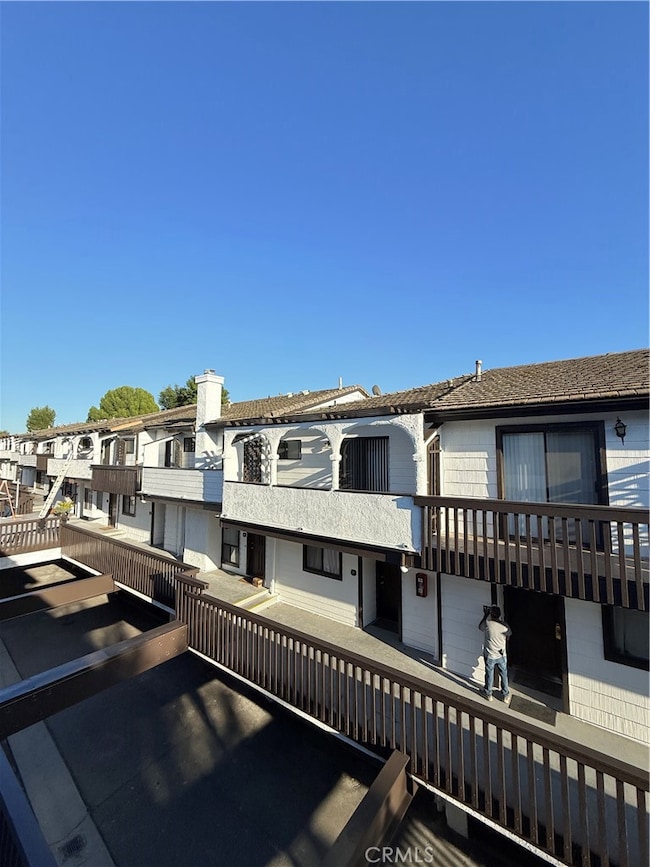 5250 Colodny Dr unit 19, Agoura Hills, CA 91301 - photo 3