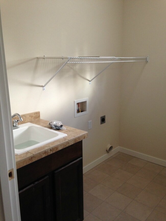 129 Poppy Rd, Bothell, WA 98012 - photo 5