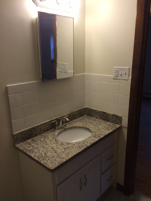 162 Summer St unit 6, Waltham, MA 02452 - photo 4