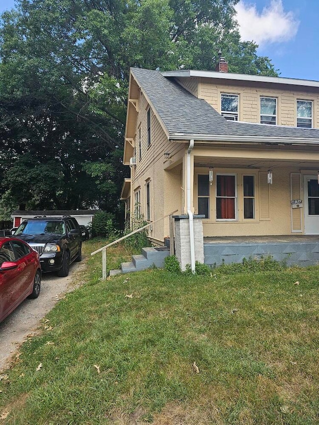 261 Emmett St E, Battle Creek, MI 49017 - photo 2