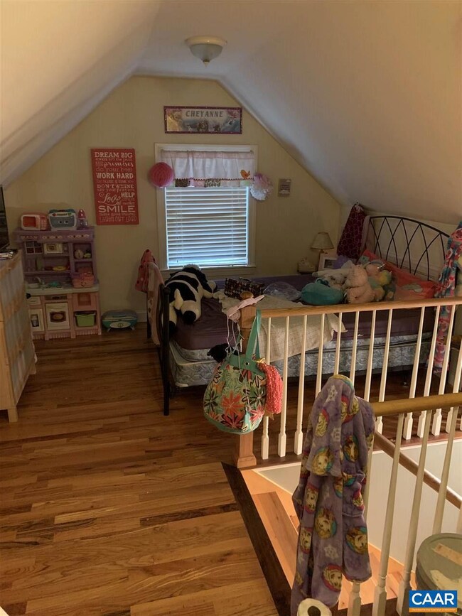 1185 Red Bird Dr, Stanardsville, VA 22973 - photo 6