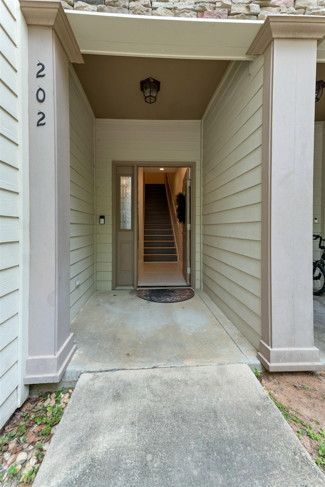 1325 Stone Rd unit 202, Tallahassee, FL 32303 - photo 4