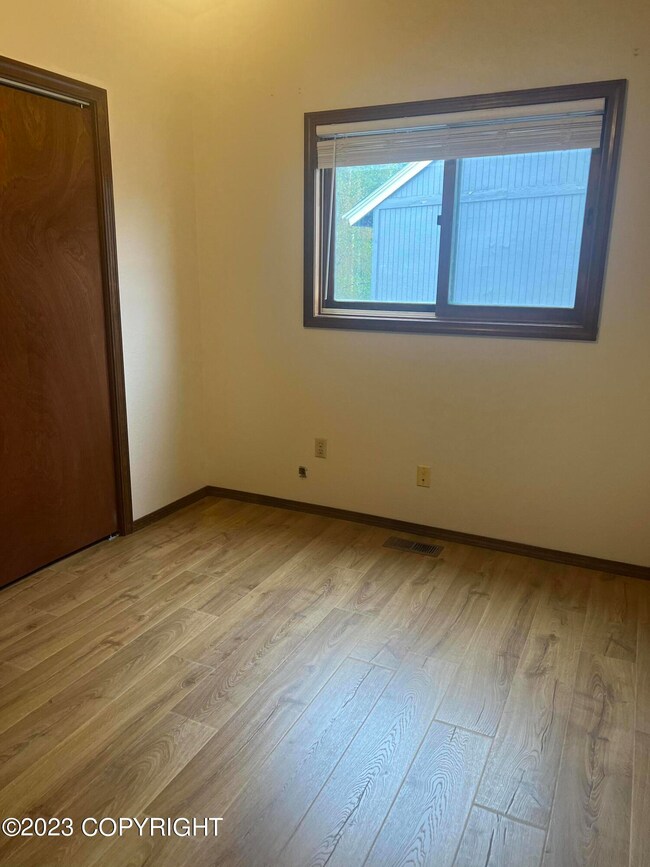 6750 Baxter Terrace Cir, Anchorage, AK 99504 - photo 7