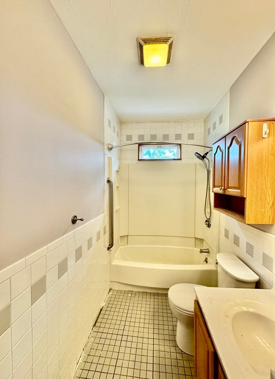 7 Rawson Rd unit 1, Quincy, MA 02170 - photo 3