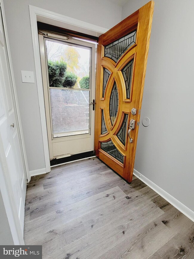 126 Kettle Ct, Windsor Mill, MD 21244 - photo 5