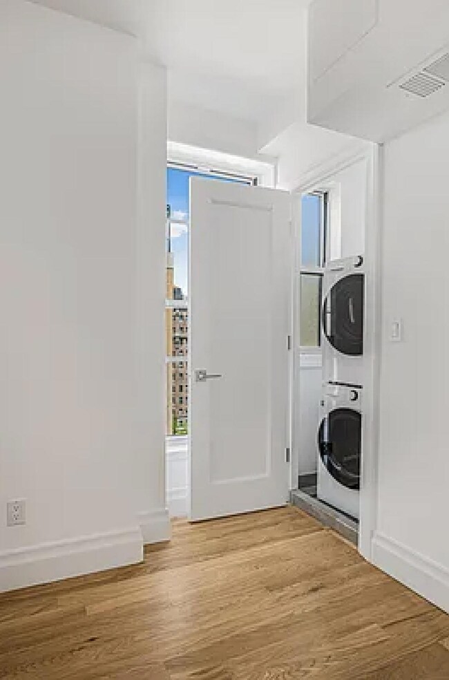 The Sabrina unit 11-N, New York, NY 10025 - photo 7